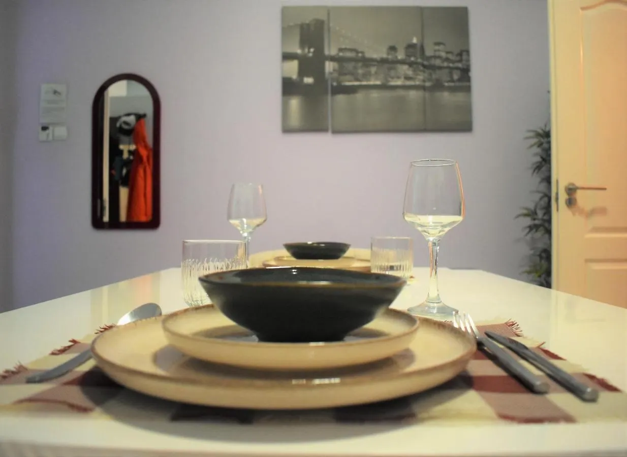 Yes, Yes! Lovely Apartment Good Amenities Budapest Center