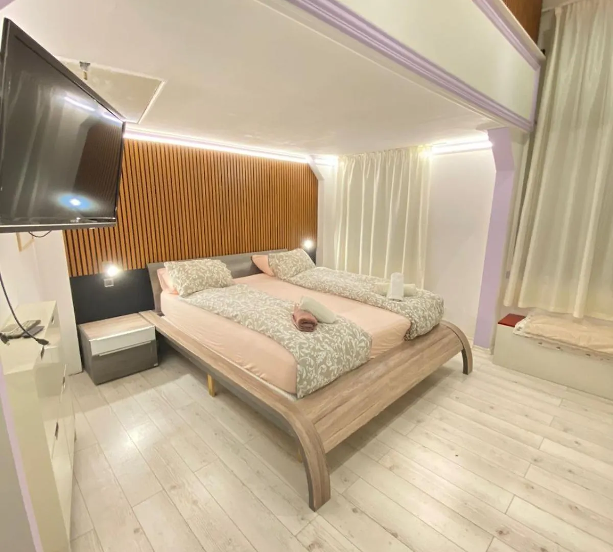 Yes, Yes! Lovely Apartment Good Amenities Budapest Center 0*,